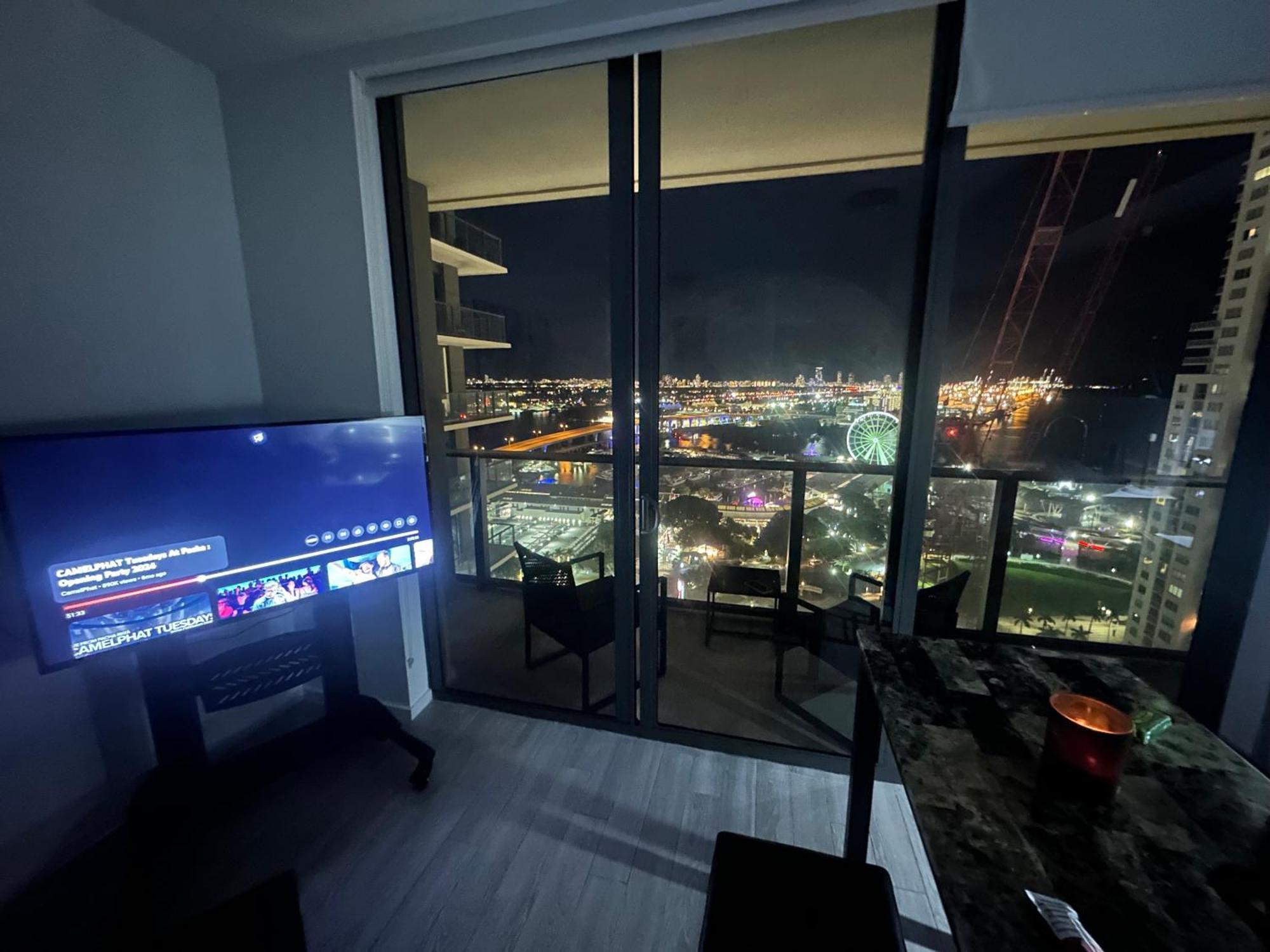 Luxe Ventures Aparthotel